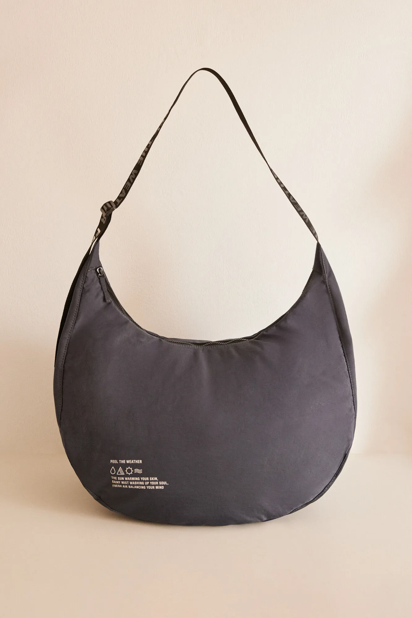 Bolso grande saco nylon gris