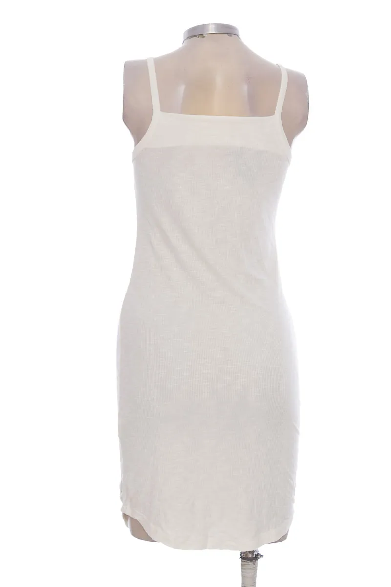 Vestido / Enterizo color Blanco - Studio Fit