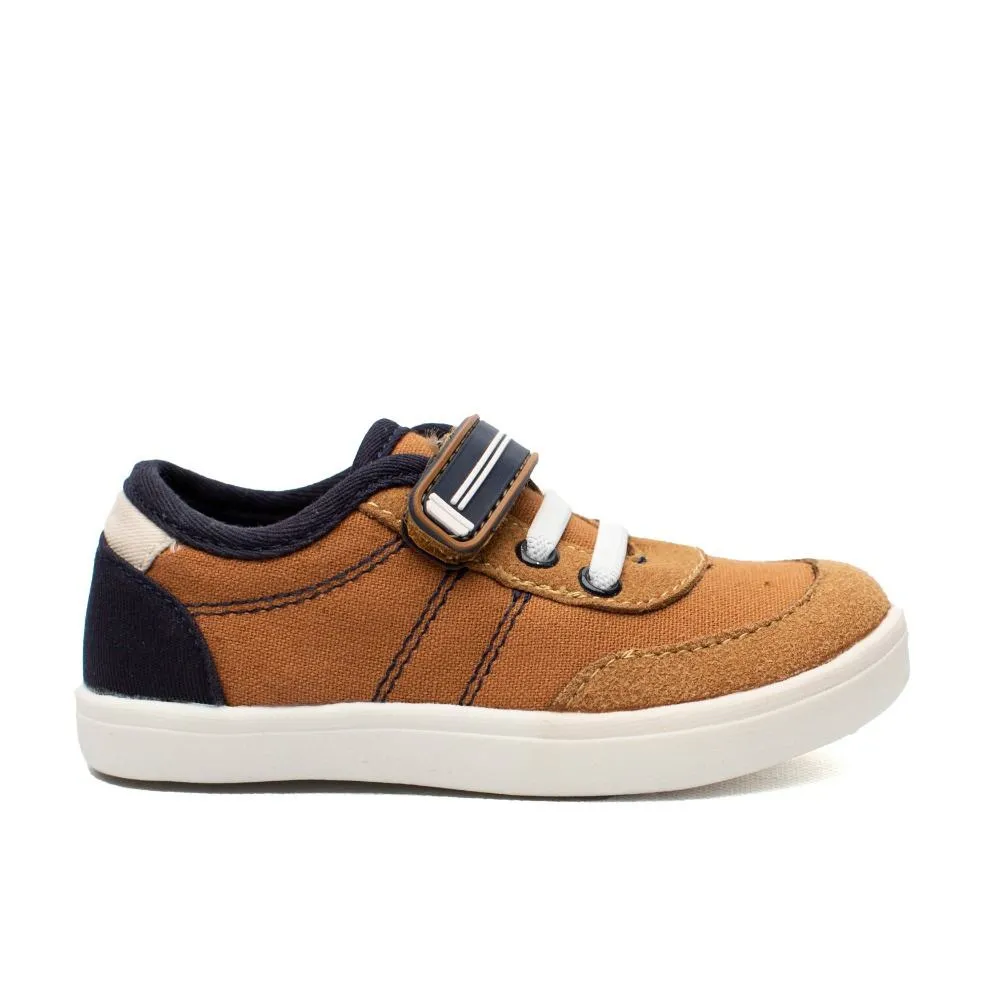 Zapatillas Niño Camel Con Velcro